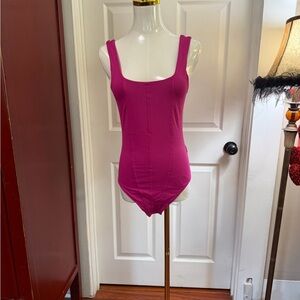 House of Harlow 1960 Fuchsia Top